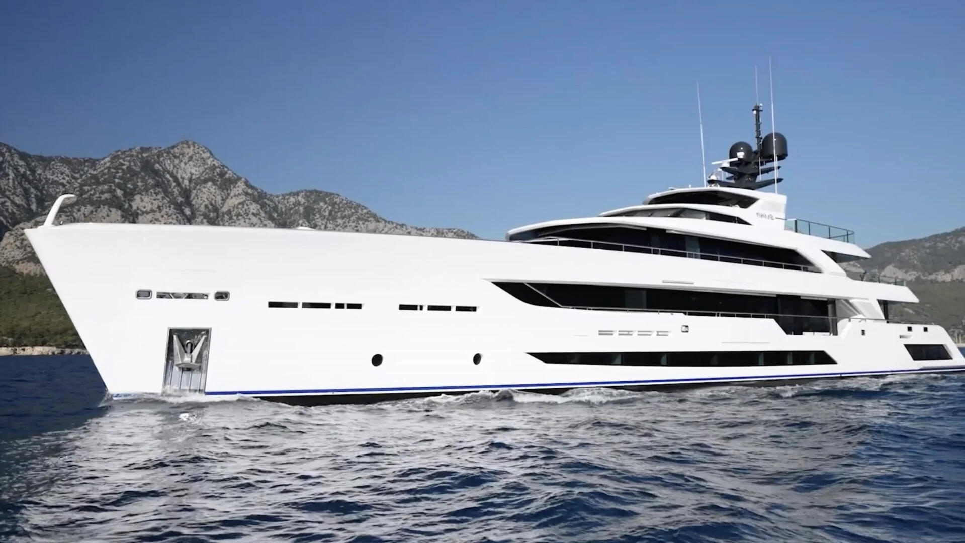 Alia Yachts 180 - Image 10